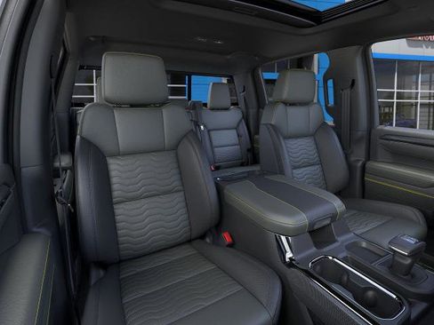 New 2026 Chevrolet Silverado 1500 ZR2 image 16