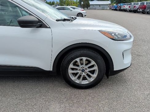 Used 2022 Ford Escape SE FWD image 5