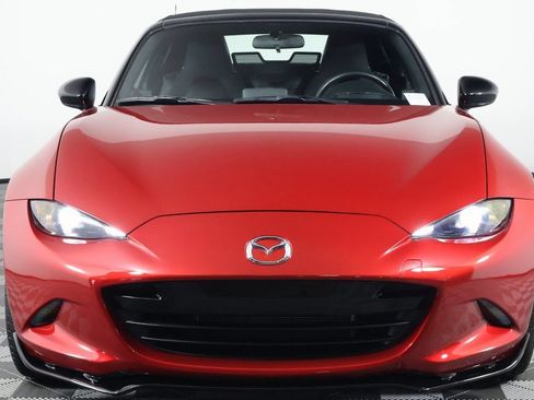 Used 2016 MAZDA MX-5 Miata Club RWD image 2
