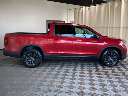 Used 2023 Honda Ridgeline Sport image 3