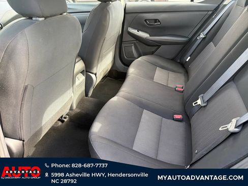 Used 2025 Nissan Sentra SV FWD image 25