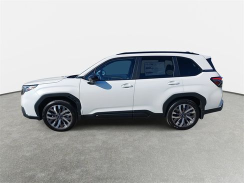 Used 2026 Subaru Forester Touring image 3