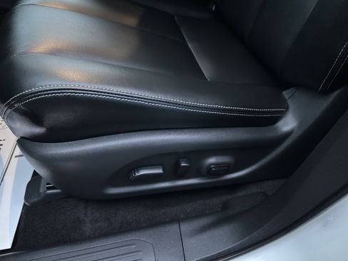 Used 2024 Nissan Murano SV w/ SV Midnight Edition Package image 14