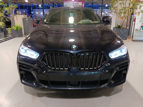 Certified 2023 BMW X6 xDrive40i w/ Executive Package image 3