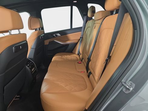 Used 2026 BMW X5 xDrive40i w/ Climate Comfort Package image 17