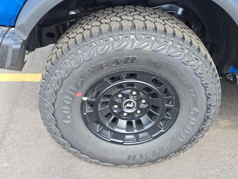 New 2026 Ford Bronco Badlands AWD/4WD image 5