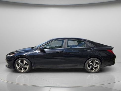 Certified 2023 Hyundai Elantra Limited image 5