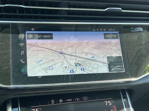 Certified 2023 Audi Q8 Premium Plus w/ Premium Plus Package AWD/4WD image 24