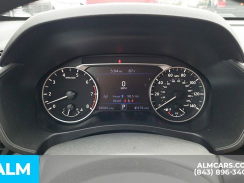 Used 2025 Nissan Altima 2.5 SV FWD image 30