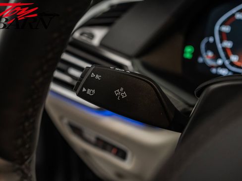 Used 2023 BMW X5 M50i w/ Executive Package image 37