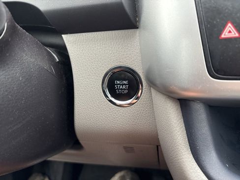 Used 2016 Toyota Highlander XLE FWD image 26