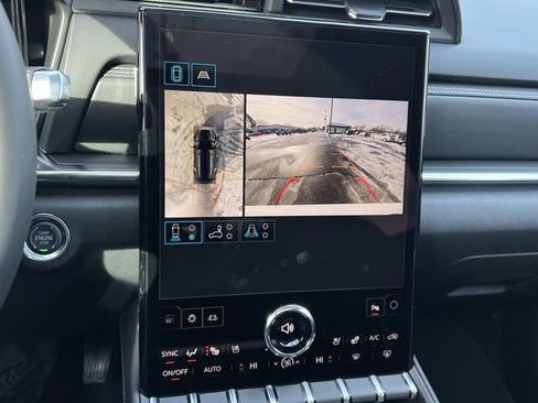 New 2026 GMC Terrain Elevation w/ Elevation Premium Package image 23