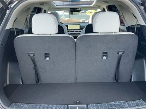 Certified 2025 Kia Sorento EX w/ EX Panoramic Sunroof Package image 18