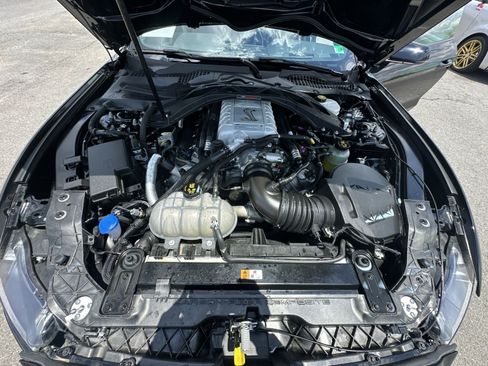 Used 2020 Ford Mustang Shelby GT500 w/ Technology Package RWD image 35