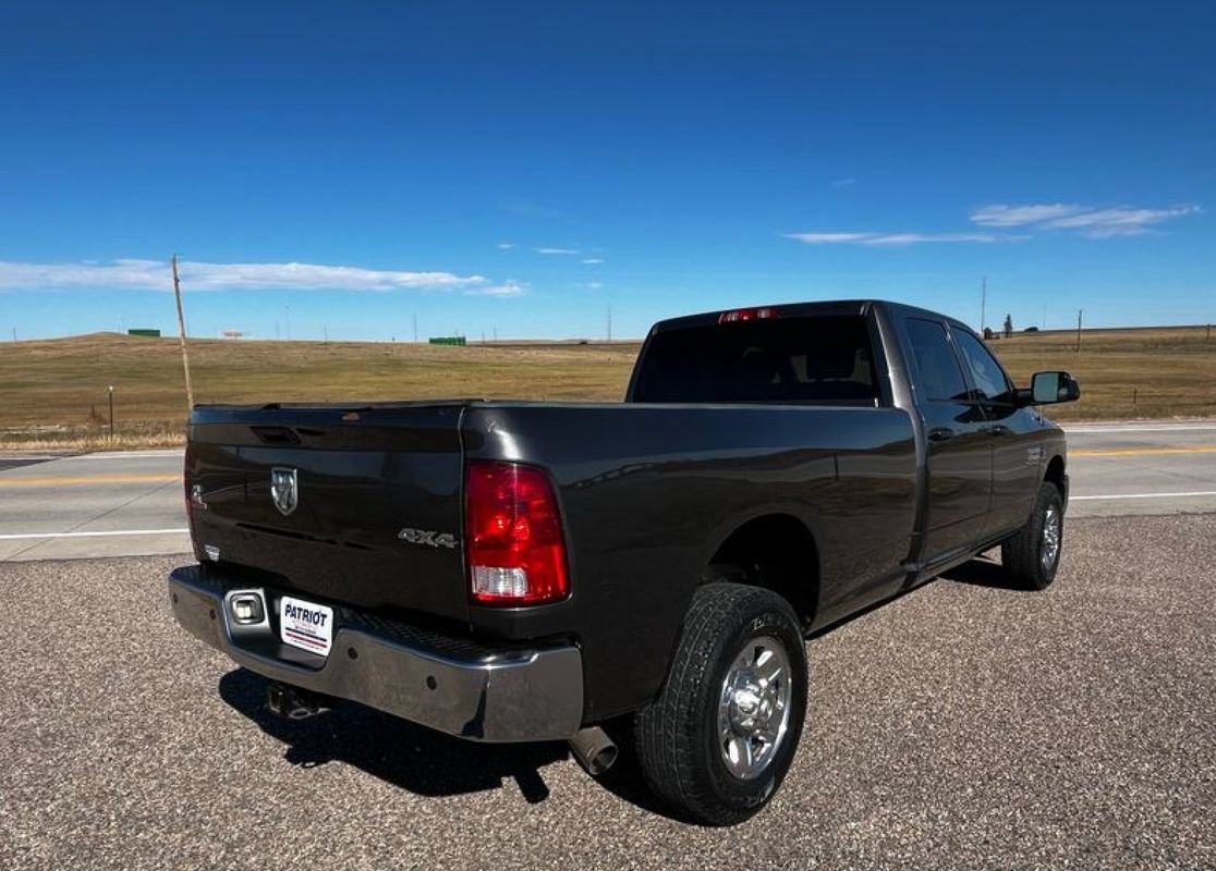 Used 2014 RAM 2500 Tradesman w/ Chrome Appearance Group AWD/4WD image 5
