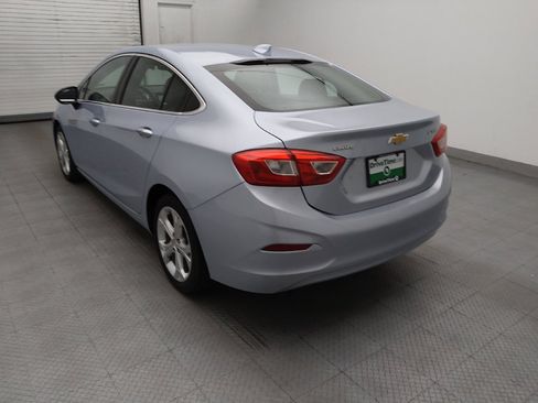 Used 2017 Chevrolet Cruze Premier FWD image 5