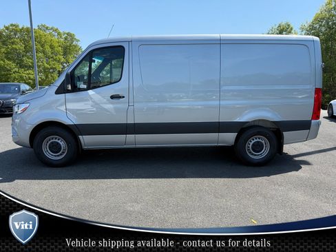 Used 2026 Mercedes-Benz Sprinter 2500 image 5