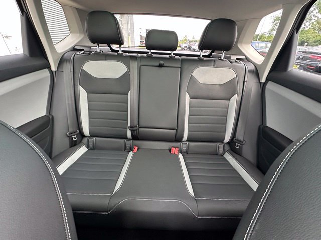 Certified 2023 Volkswagen Taos SEL AWD/4WD image 26