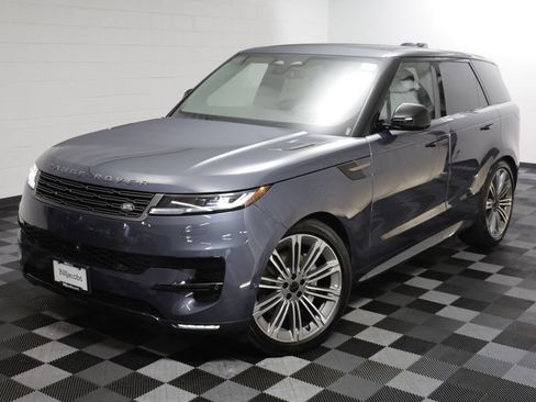 Certified 2026 Land Rover Range Rover Sport SE AWD/4WD image 2
