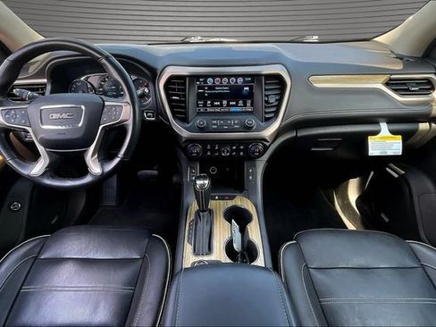 Used 2019 GMC Acadia Denali w/ Technology Package AWD/4WD image 7