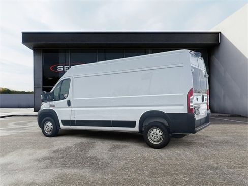 Used 2021 RAM ProMaster 2500 image 3