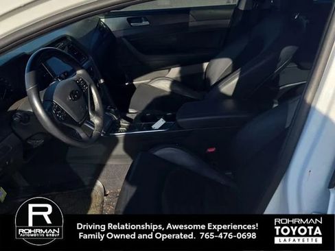 Used 2017 Hyundai Sonata Sport w/ Value Edition Package 02 FWD image 6