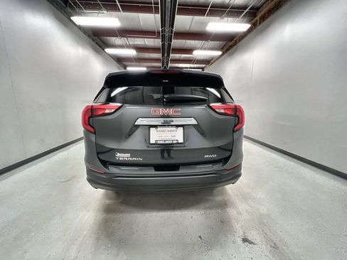 Certified 2019 GMC Terrain SLE w/ Driver Convenience Package AWD/4WD image 7