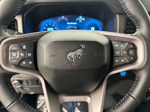 New 2025 Ford Bronco Badlands image 29