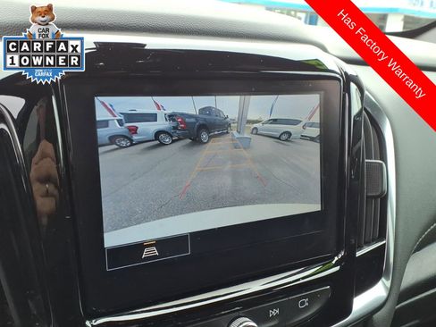 Used 2023 Chevrolet Traverse LT FWD image 19