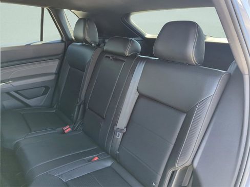 Used 2021 Volkswagen Atlas Cross Sport SEL R-Line image 25