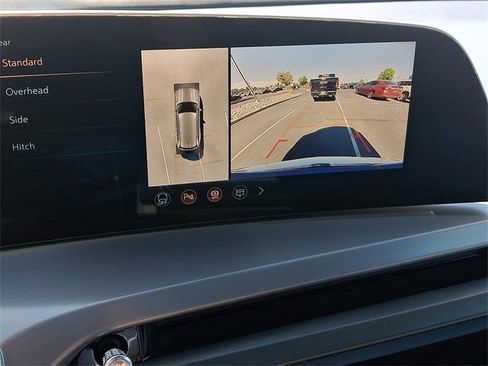 New 2026 Cadillac Vistiq Premium Luxury w/ LPO, Floor Liner Package image 16