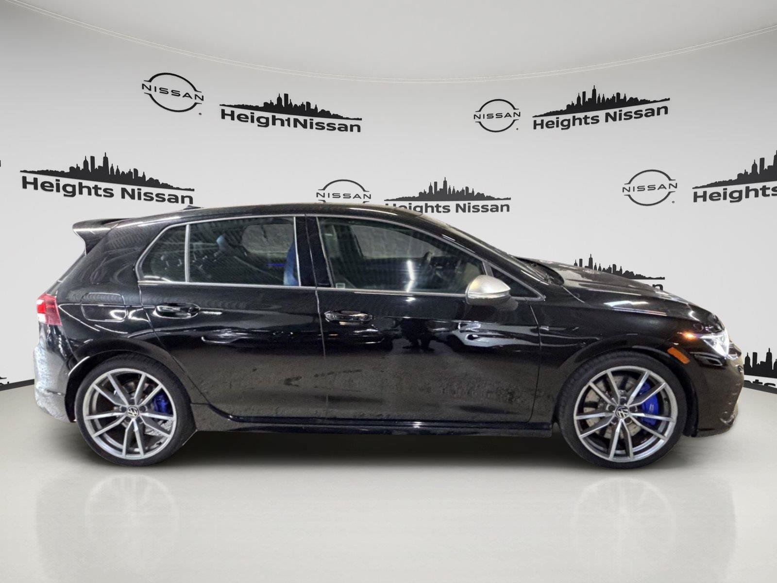 Used 2024 Volkswagen Golf R AWD/4WD image 6