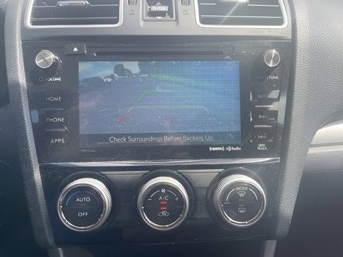 Used 2018 Subaru Forester 2.5i Premium AWD/4WD image 19