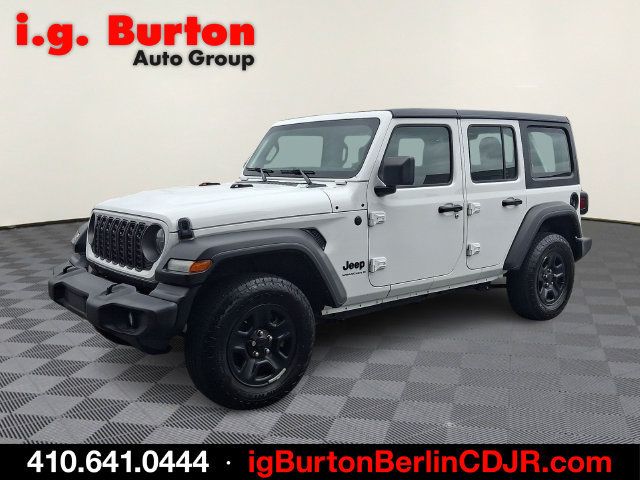 Used 2024 Jeep Wrangler Unlimited Sport AWD/4WD image 3