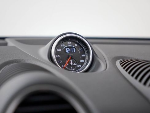 Used 2025 Porsche 718 Cayman image 25