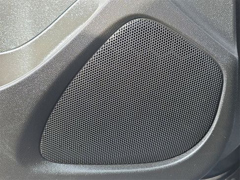 Certified 2020 Chevrolet Malibu LT w/ Leather Package image 25