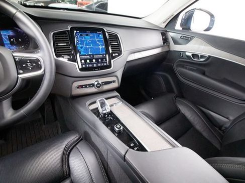 Certified 2023 Volvo XC90 B6 Ultimate AWD/4WD image 10