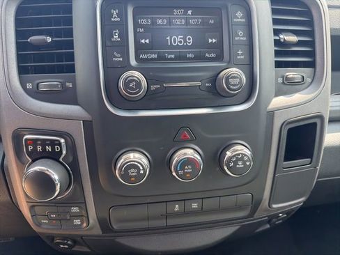Used 2018 RAM 1500 Express AWD/4WD image 18