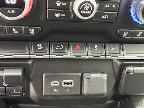 Used 2021 GMC Sierra 1500 AT4 AWD/4WD image 20