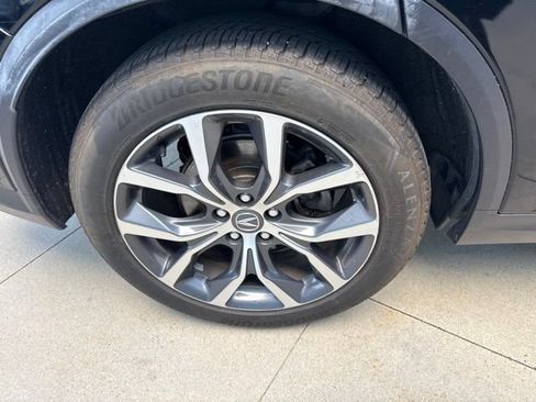 Used 2023 Acura MDX SH-AWD w/ Technology Package image 10