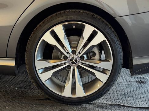 Used 2019 Mercedes-Benz CLA 250 4MATIC image 8