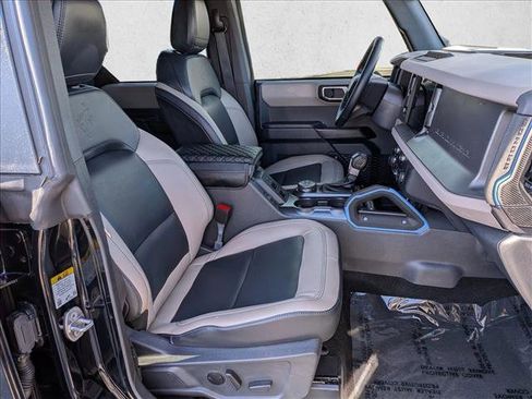 Used 2024 Ford Bronco Wildtrak image 22