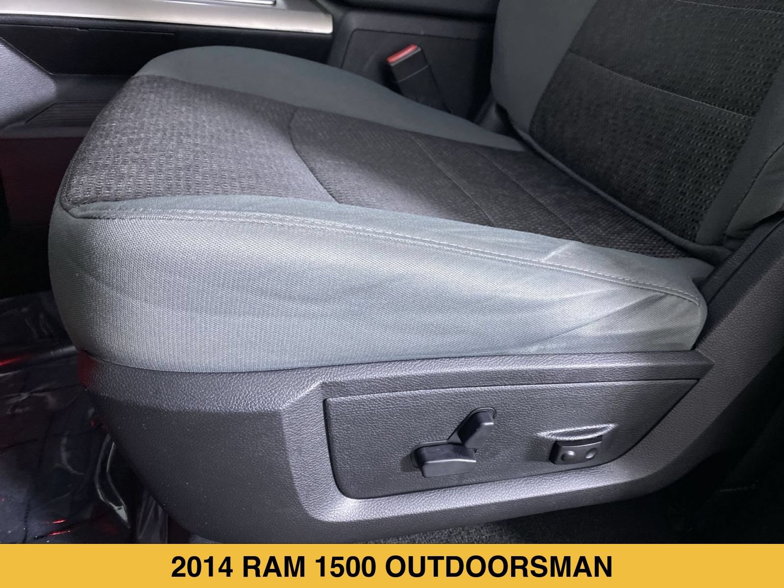 Used 2014 RAM 1500 Outdoorsman AWD/4WD image 8