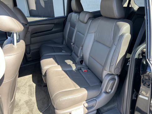 Used 2016 Honda Odyssey Touring image 14