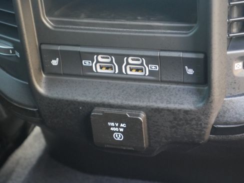 Used 2022 RAM 3500 Limited AWD/4WD image 40