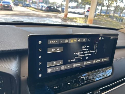 New 2026 Mitsubishi Outlander SE image 7