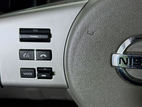 Used 2018 Nissan Frontier S RWD image 11