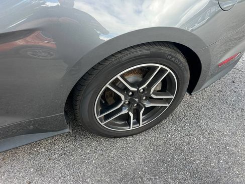 Used 2022 Ford Mustang Premium RWD image 11