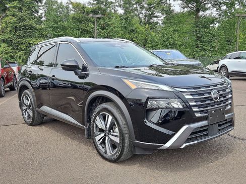 Used 2025 Nissan Rogue SL w/ SL Premium Package AWD/4WD image 1