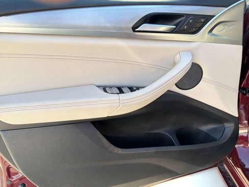 Certified 2024 BMW X4 xDrive30i w/ Premium Package image 13